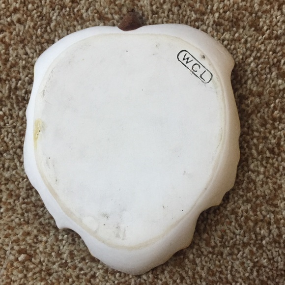 Collectible WCL Hand Painted Ceramic Leaf … - Picture 3 of 7